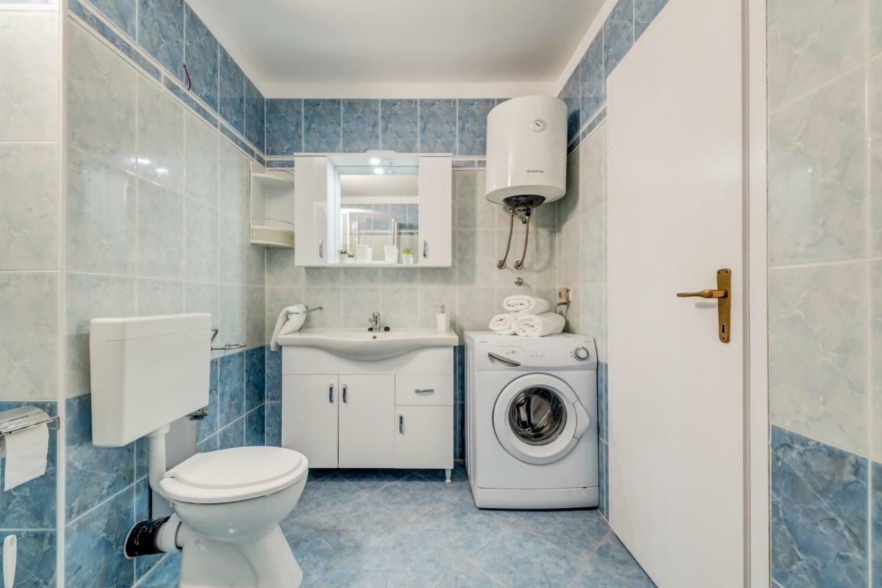 Apartment Ana Split Bagian luar foto