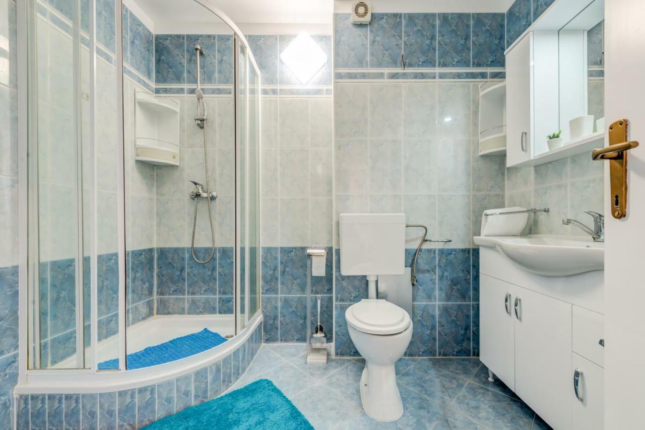 Apartment Ana Split Bagian luar foto