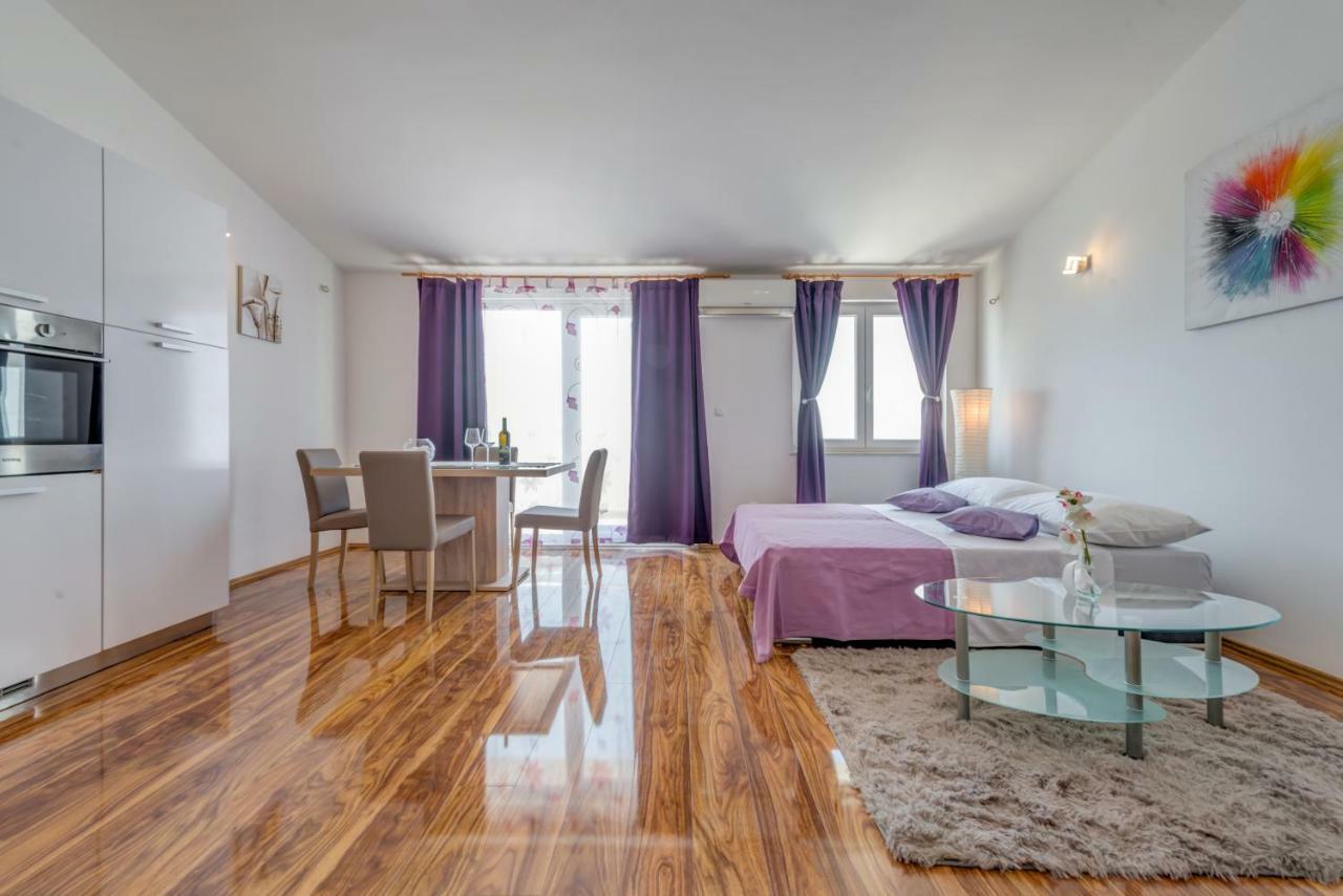 Apartment Ana Split Bagian luar foto