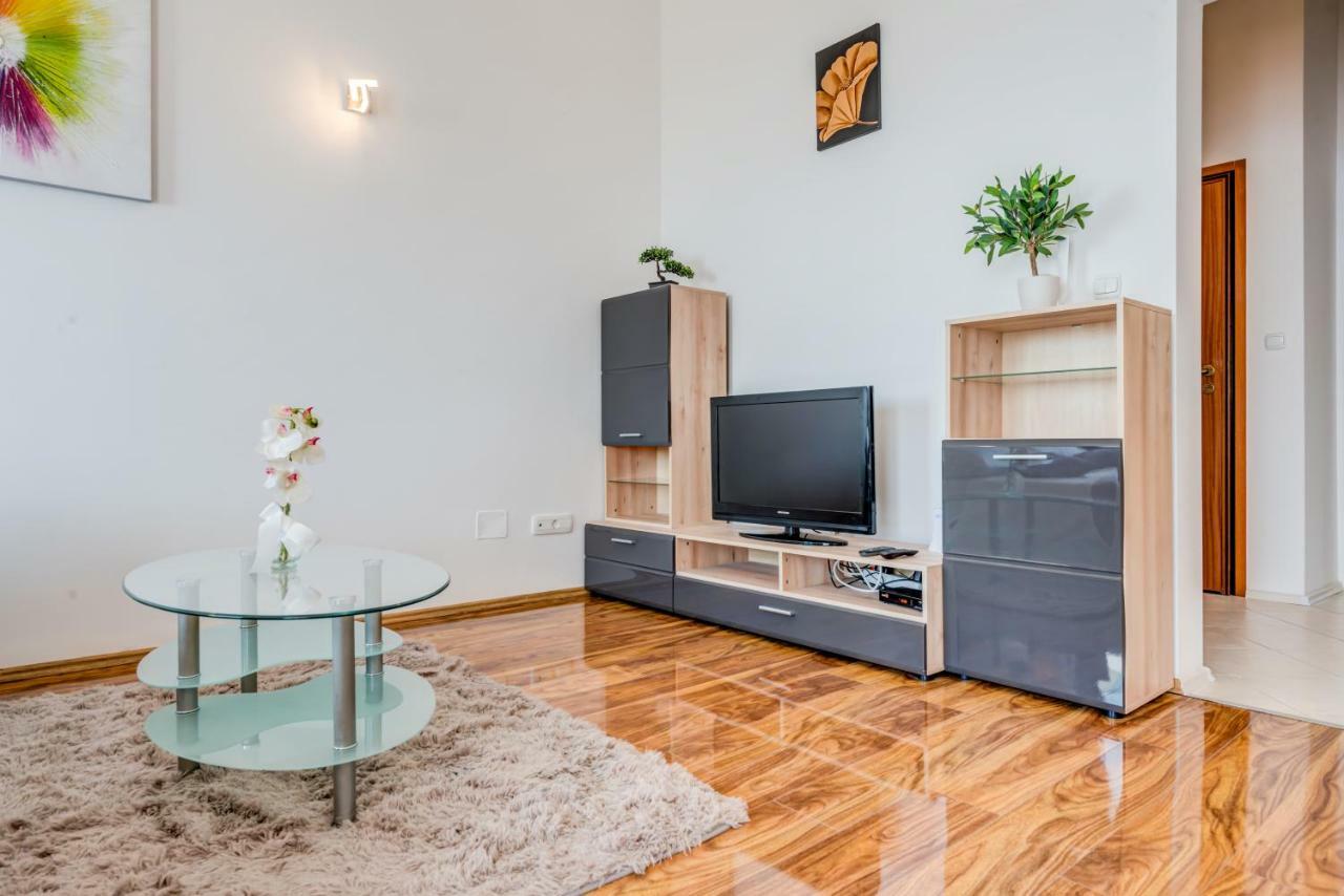 Apartment Ana Split Bagian luar foto